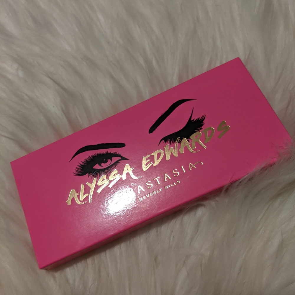 Alyssa edwards pallet